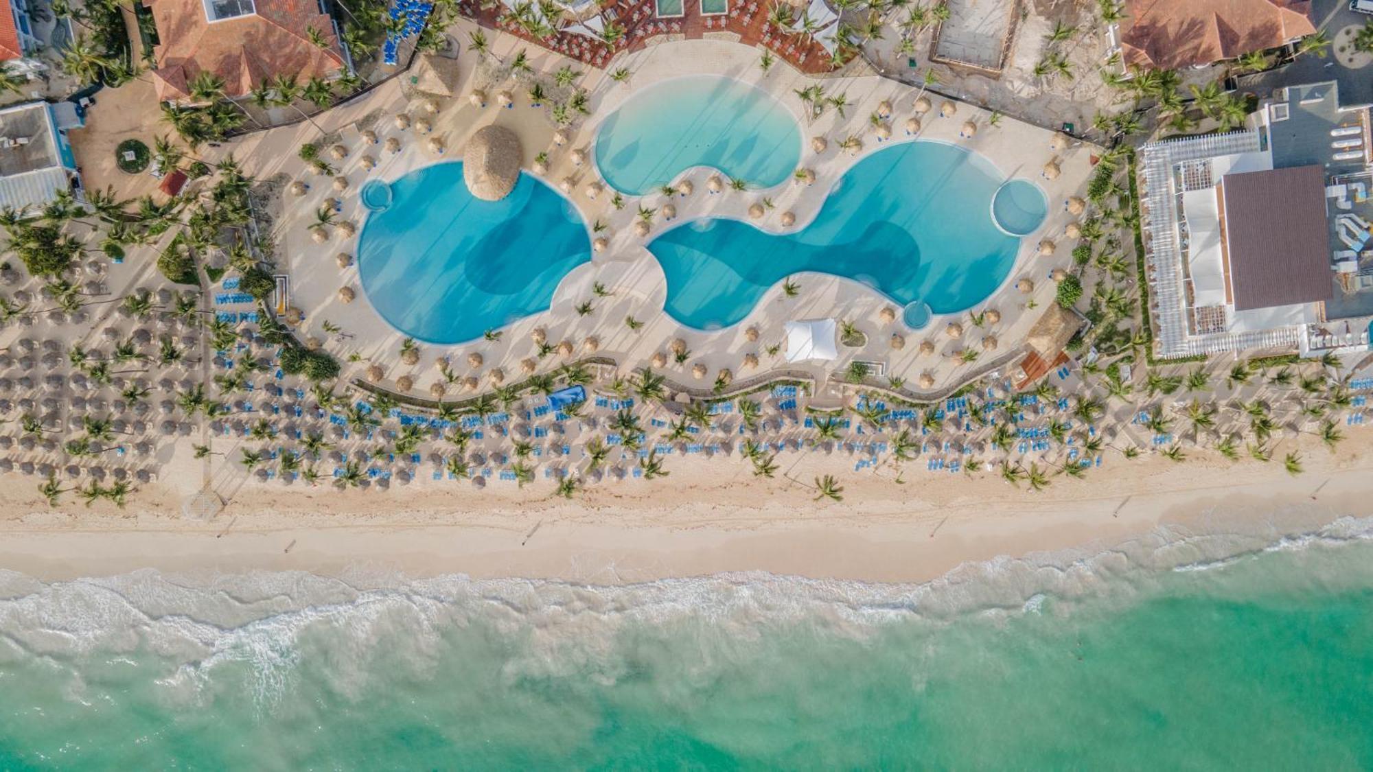 Bahia Principe Grand Punta Cana - All Inclusive Esterno foto Aerial view of the beach