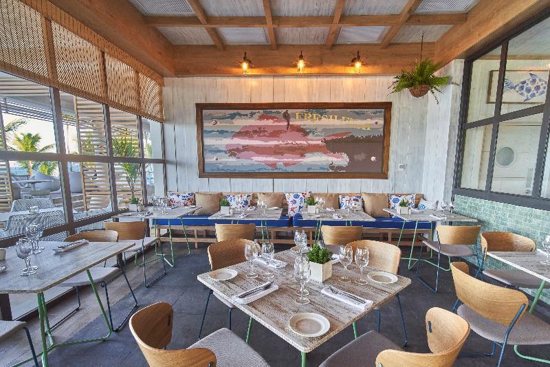 Bahia Principe Grand Punta Cana - All Inclusive Esterno foto The interior of the restaurant
